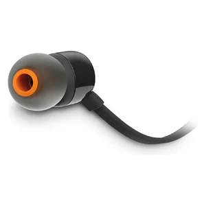 Pormenor do auricular JBL Tune 110 preto com ponta de silicone